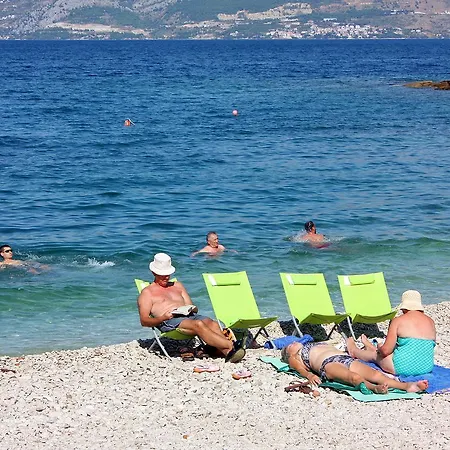 With A Parking Space Splitska, Brac - 2930 *